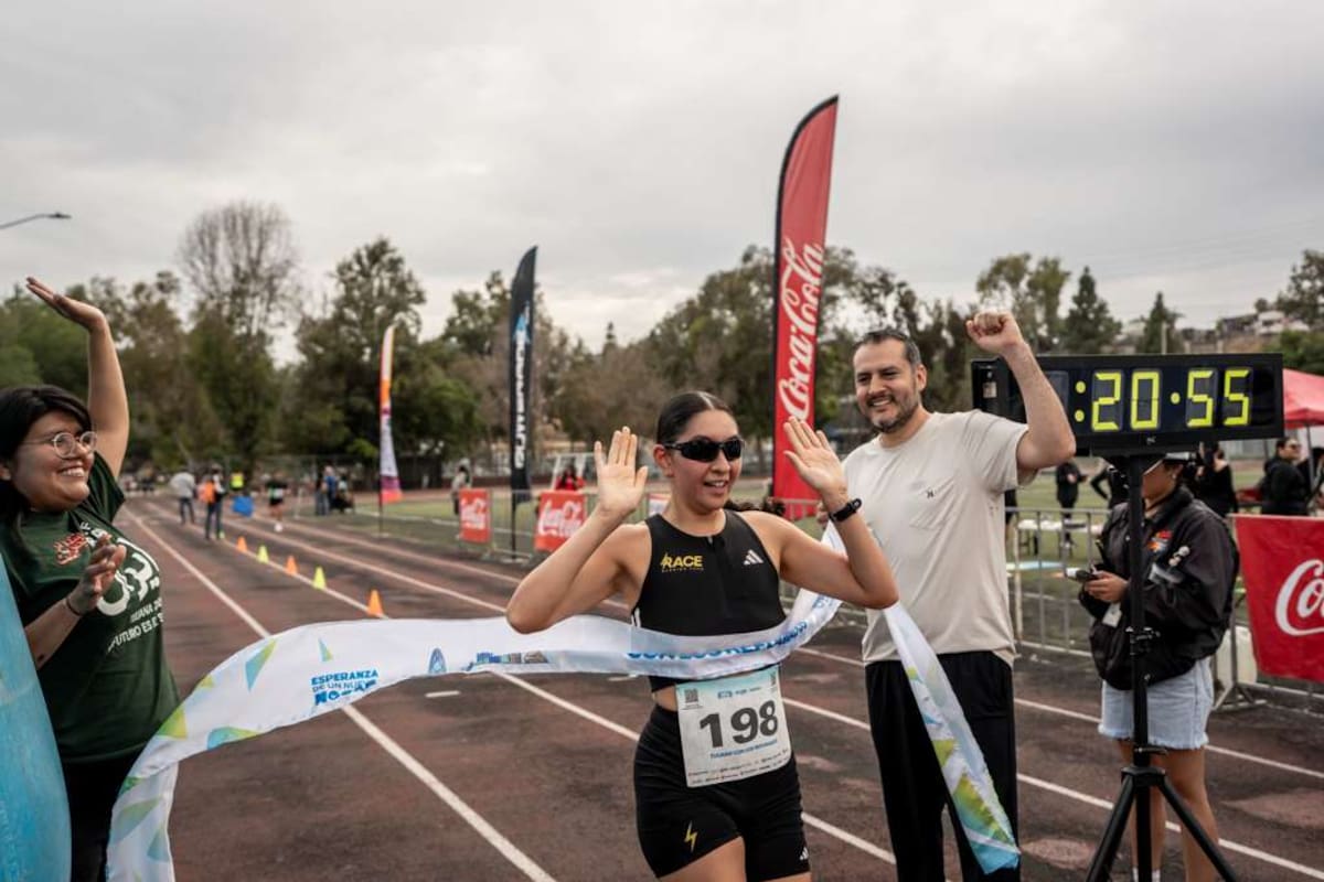 La competencia salió del CREA y recorrió cinco kilómetros por Zona Río; Eduardo Amezcua y María Fernanda Sauceda fueron los ganadores de ambas ramas. Foto: Border Zoom.