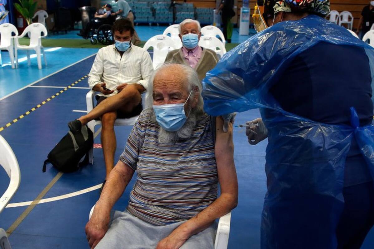 Coronavirus en Chile: las claves que explican la exitosa campaña de vacunación contra la covid-19 en el país sudamericano