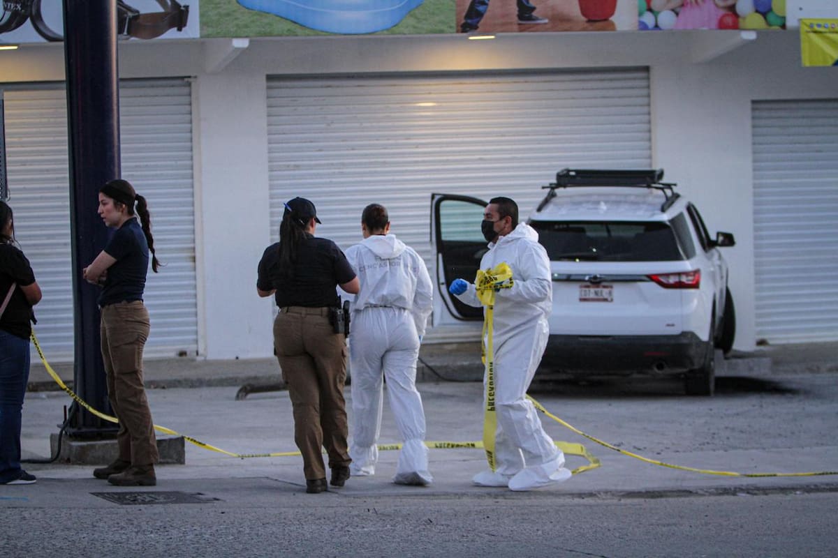 Asesinan a balazos a hombre mientras circulaba por Altiplano en Tijuana