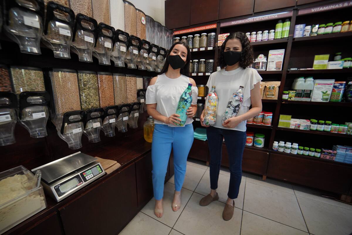 Mexicalenses acopian aceite y eco ladrillos para salvar el planeta