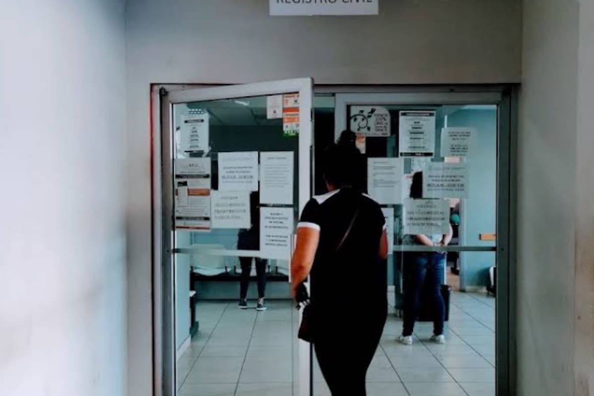 Deja el cargo funcionario estatal vinculado a fraude en inmobiliaria municipal