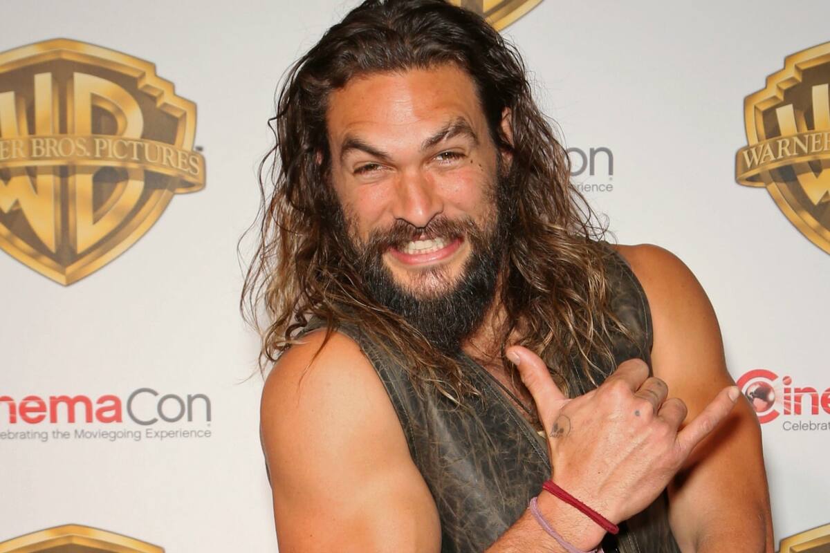 Jason Momoa y Ellen DeGeneres sorprenden a pareja con regalo