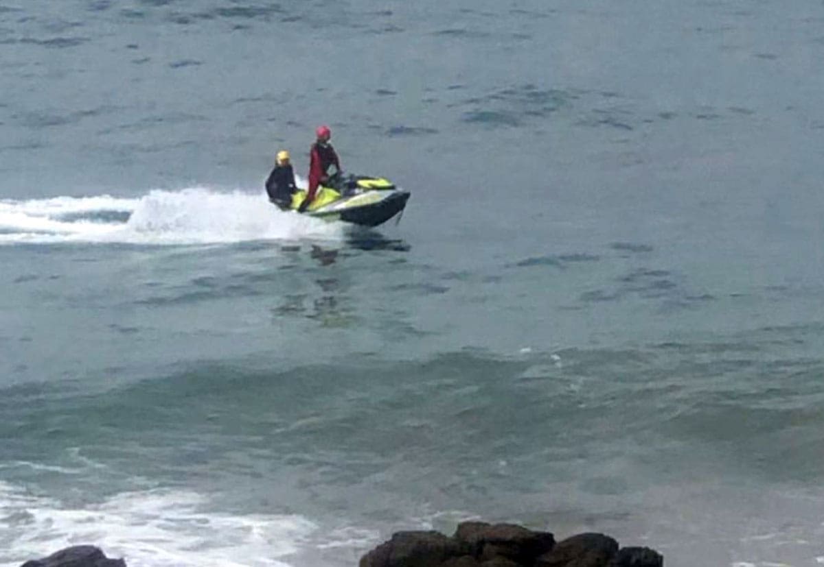 Este miércoles las labores de búsqueda se realizaron a la altura de la playa del Campo Rene’s y concluyeron a las 14:00 horas. Foto: Carmen Gutiérrez