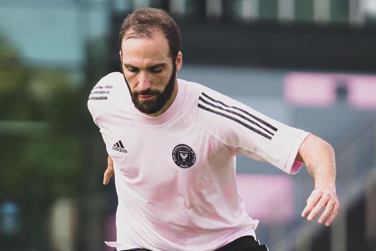 "Pipita" Higuaín valora el talento de su compañero azteca Rodolfo Pizarro