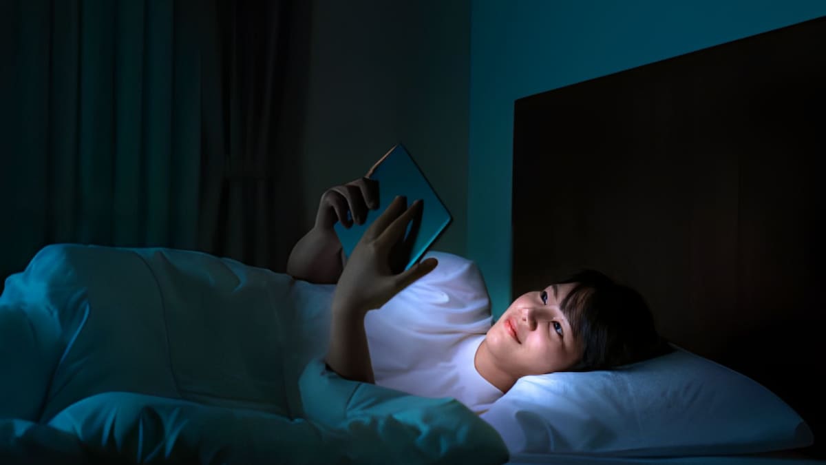 Aquellos que duermen a altas horas de la madrugada tienen un mayor riesgo de desarrollar trastornos mentales | Foto: iStock