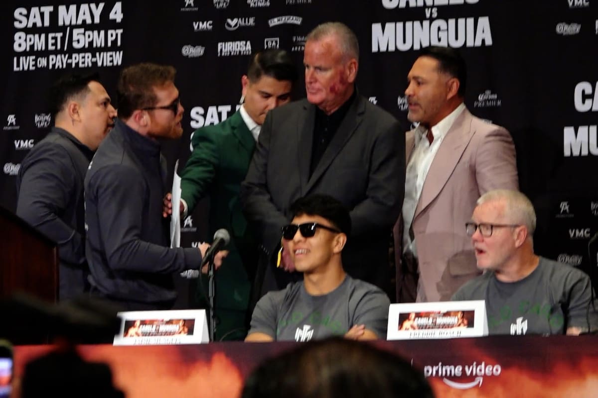 De la Hoya sobre ‘Canelo’: “Malagradecido. Yo lo hice en Estados Unidos”