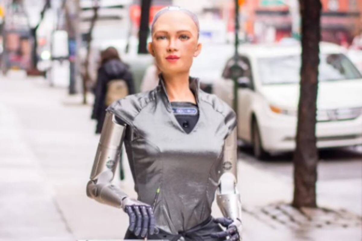 Producirán en masa a robot Sophia para lucha contra Covid-19