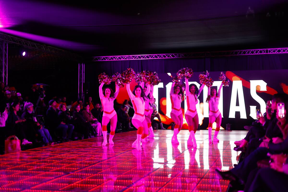 Las Toritas cautivaron a los asistentes con su espectacular rutina de baile.