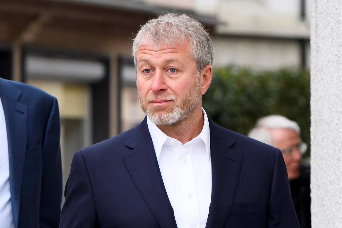 Roman Abramovich y negociadores ucranianos afectados por presunto envenenamiento: WSJ