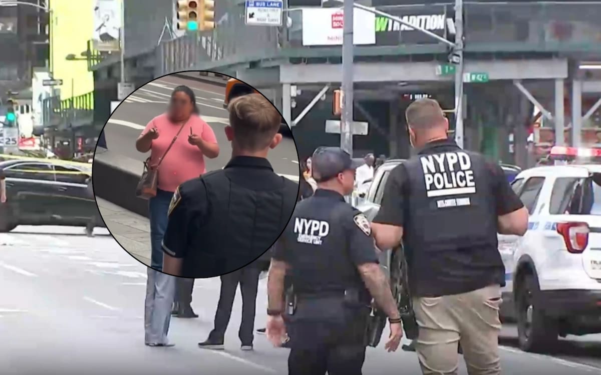 Mujer mata a una persona en apuñalamiento en Times Square. Foto: AP, captura de pantalla