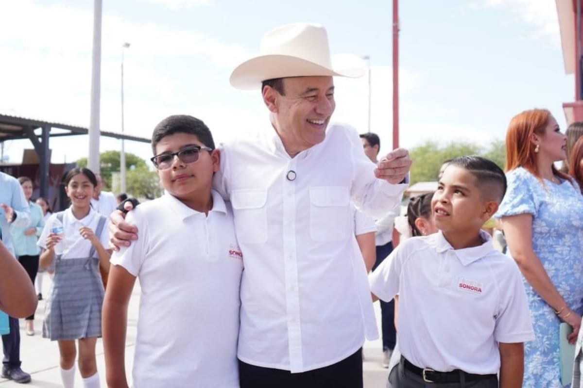 Se garantizan uniformes gratuitos a alumnos con entrega en 67 municipios: Gobernador