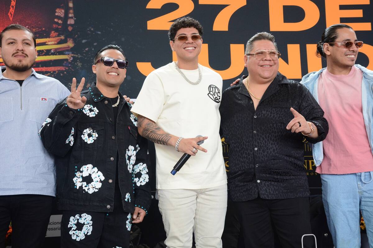 Grupo Firme reafirma su compromiso de ya no cantar corridos.