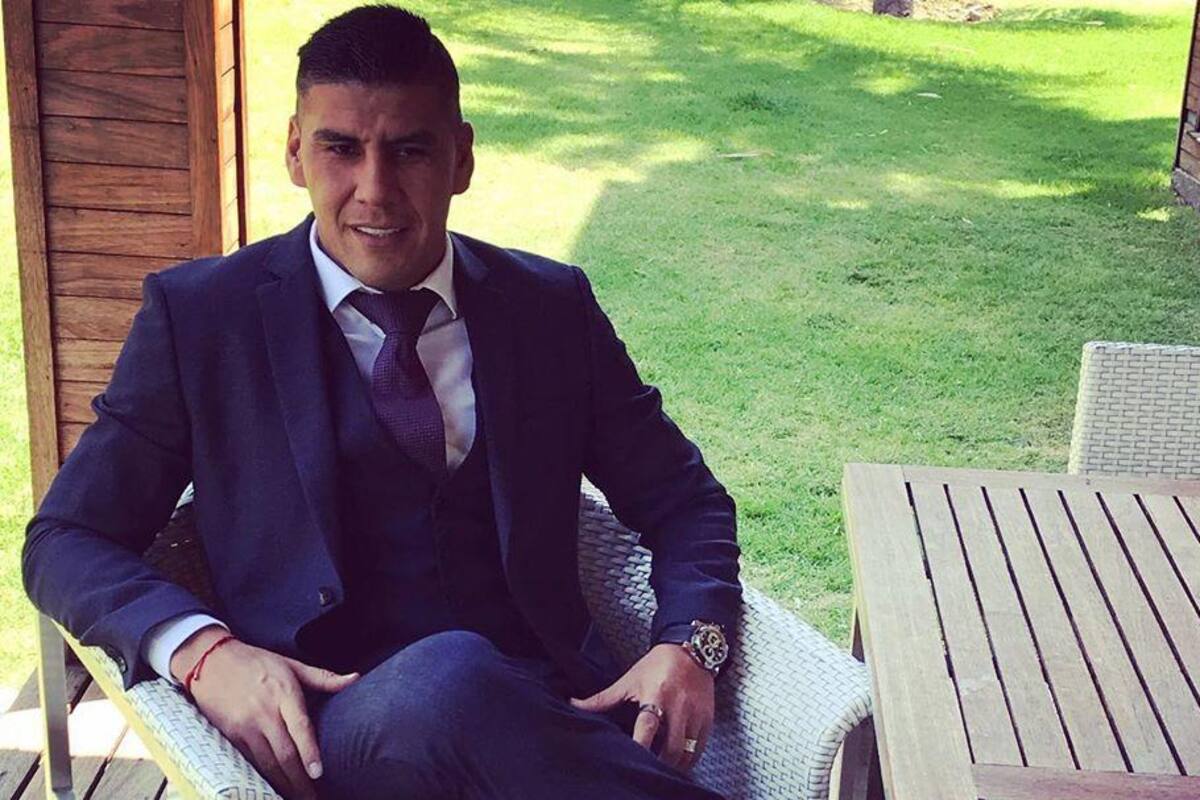 Carlos Salcido pide a jugadores alejarse de las "redes sociales"