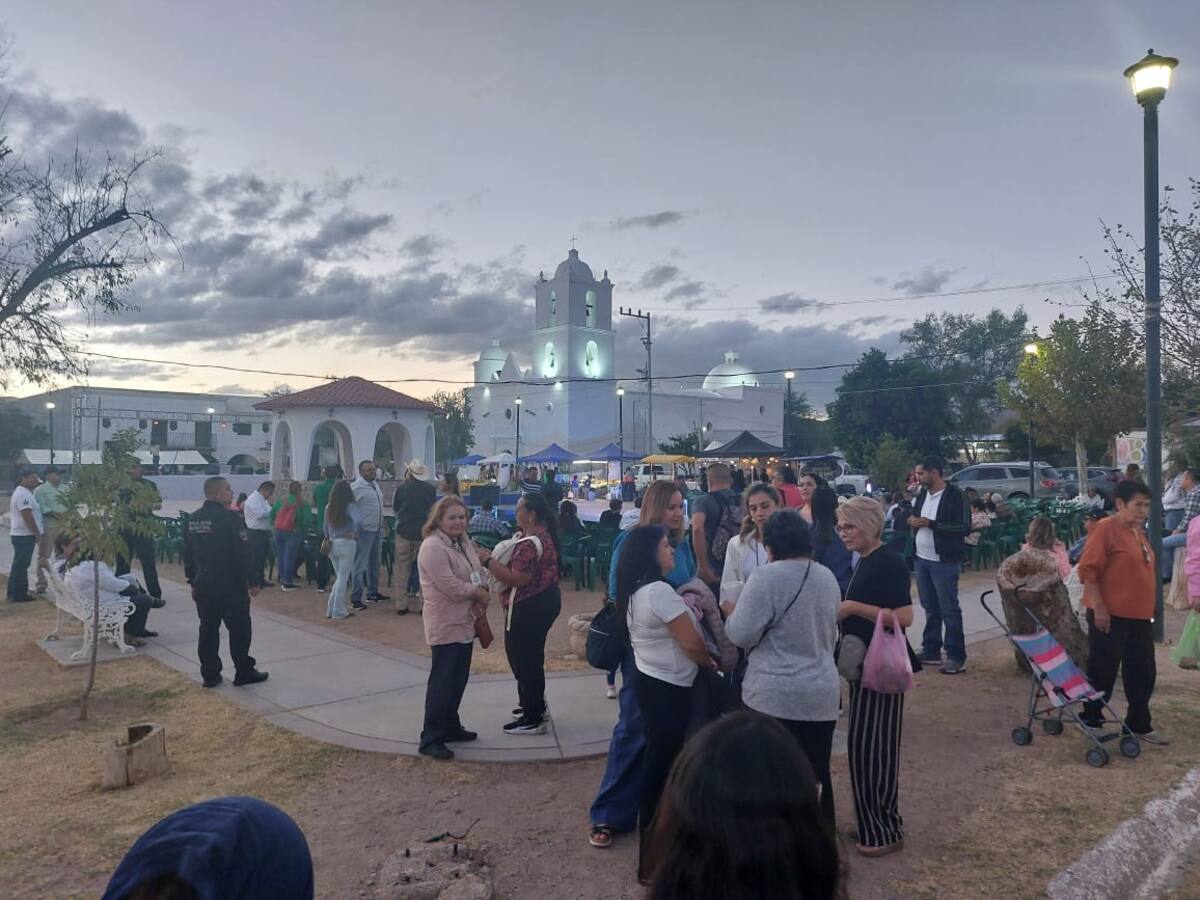 La Feria del Membrillo atrae a cientos de visitantes a San Ignacio de Cabórica