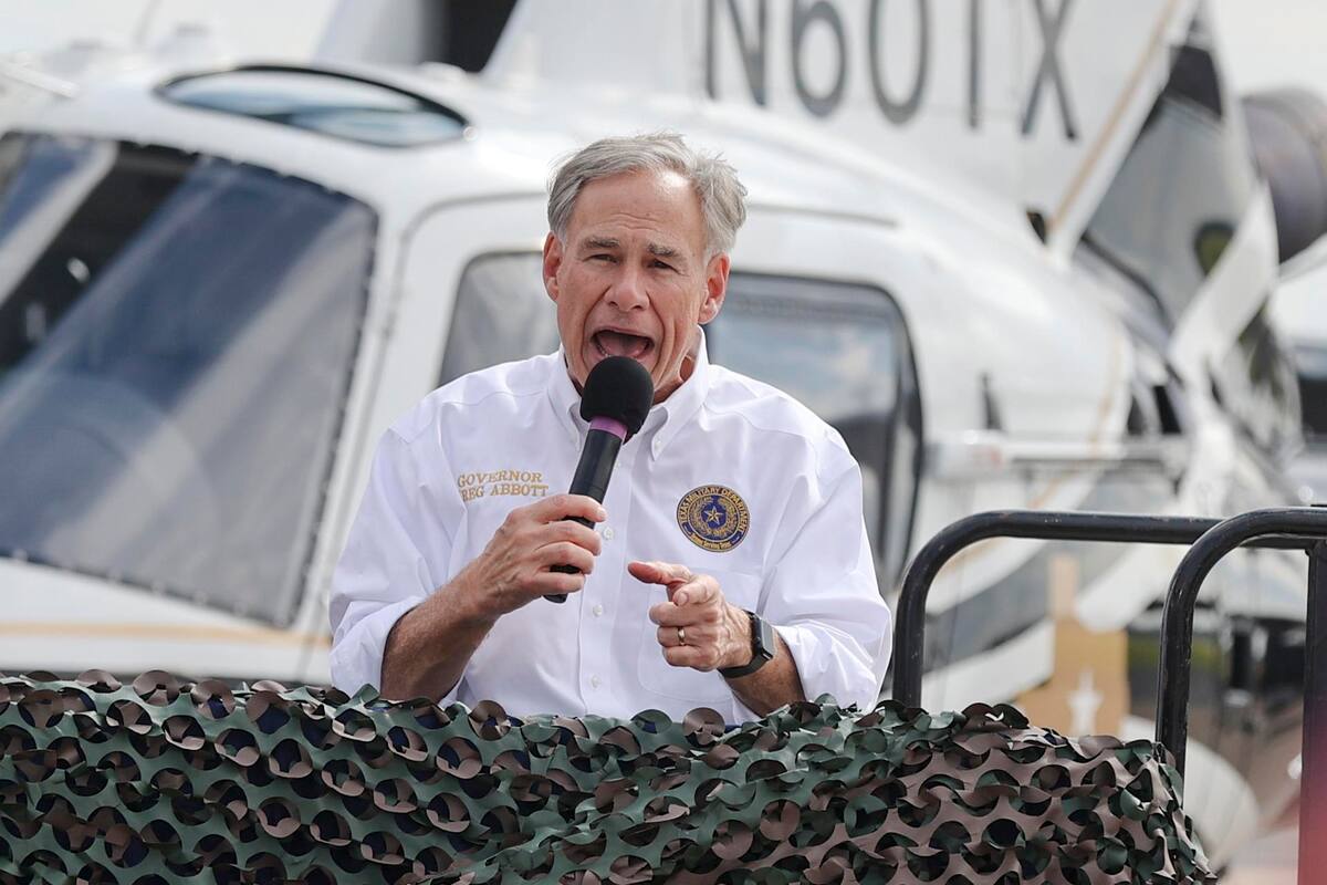 Texas anuncia la construcción de campamento militar en su frontera con México