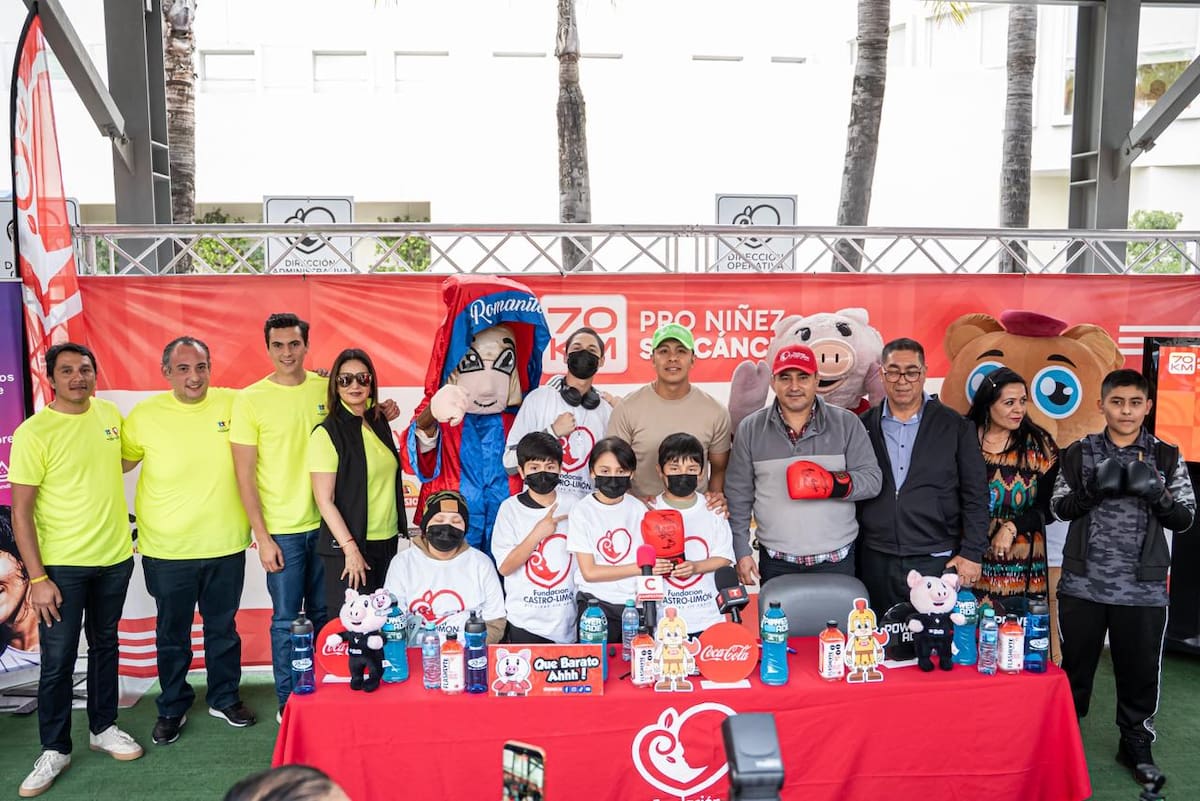Los boxeadores Jaime Munguía y Érik “El Terrible” Morales anunciaron el paseo ciclista “Pedaleando”, que se realizará el 28 de marzo para recaudar fondos en apoyo a pacientes de la Fundación Castro Limón. Foto: Border Zoom