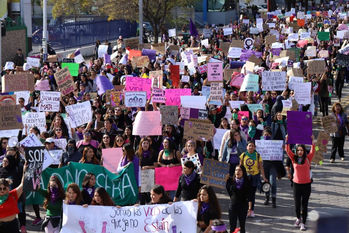 Tijuana: La marcha del 8M en imágenes