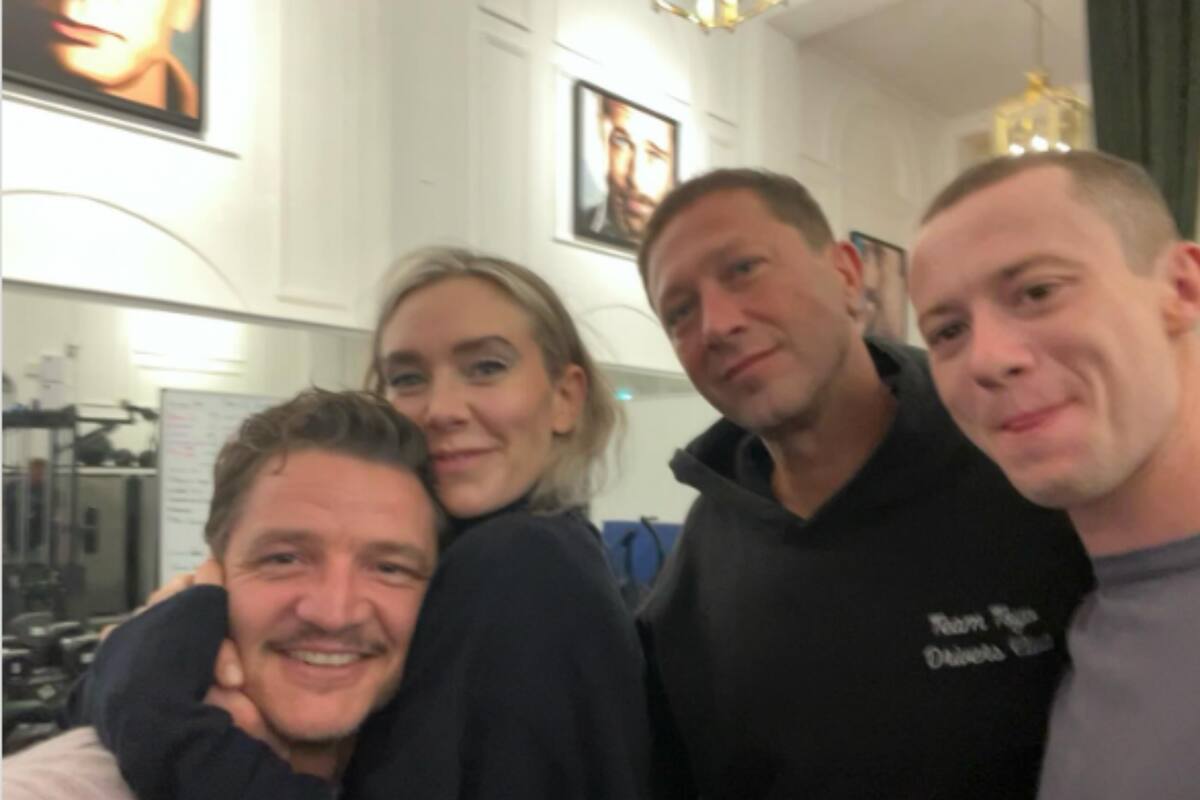 Pedro Pascal revela la primera foto del elenco de ‘Los Cuatro Fantásticos’