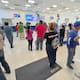 Hasta tres horas de fila para registro de líneas suspendidas
