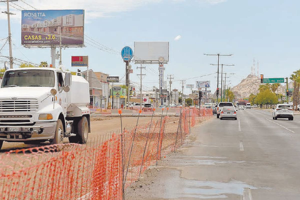 ¡Infórmese! A partir de hoy restringen tránsito en calle Obregón por obras del paso a desnivel en bulevar Colosio