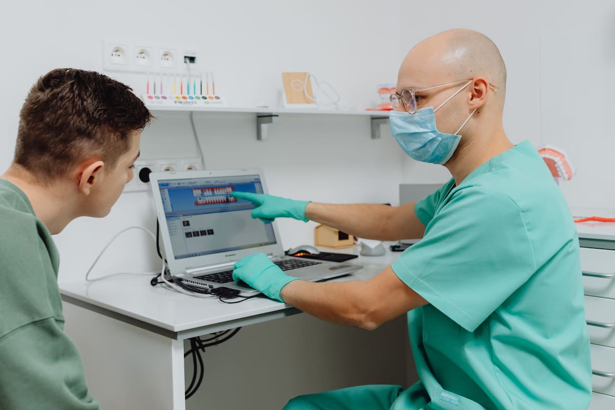 El origen del dolor de cabeza: lo que pasa fuera del cerebro