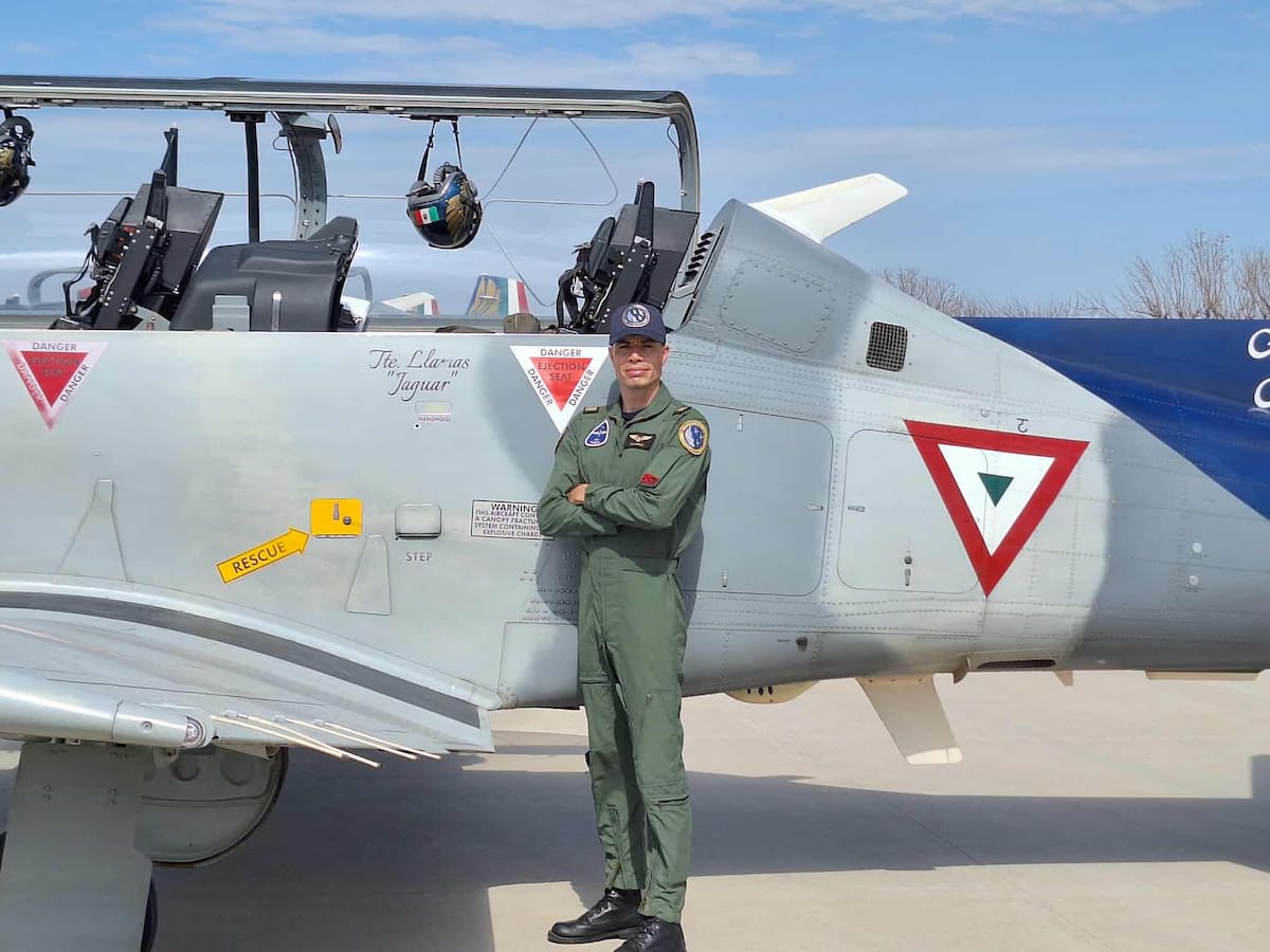 Seis aeronaves de la Fuerza Aérea Mexicana realizarán maniobras acrobáticas en el Festival Mar Bermejo 2025