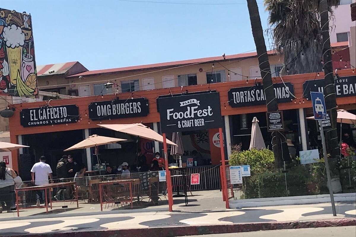 Cambio de semáforo da respiro al sector restaurantero de Rosarito