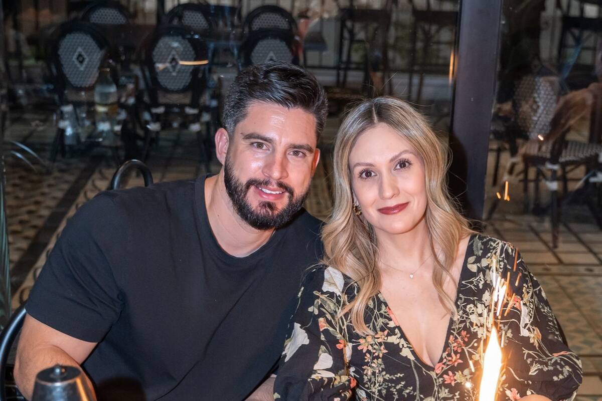 Cumpleaños Andrea Salazar, feliz vuelta al Sol