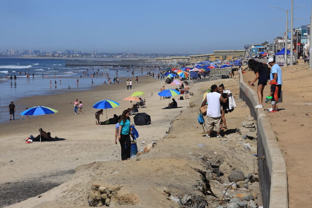 El termómetro alcanzó hasta 39 °C en días recientes; prevén descenso a partir del martes. Foto: Sergio Ortiz