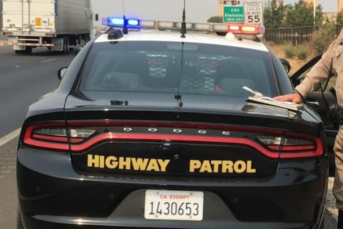 Muere camionero de 27 años al impactar su tráiler por detrás a otro en la carretera 86 del Condado Imperial