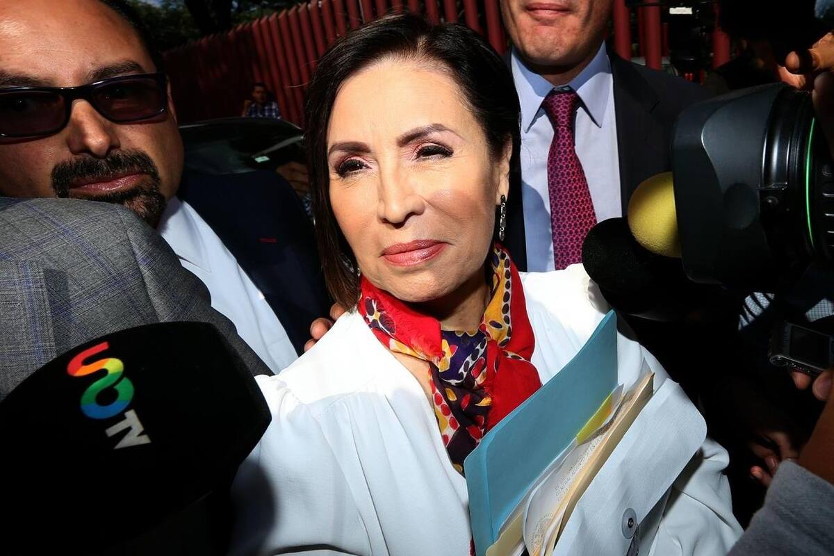 Retrasa la FGR audiencia de Robles
