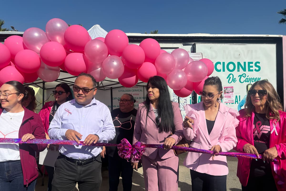 Instalan Módulo Rosa en Macroplaza para detección temprana de cáncer de mama