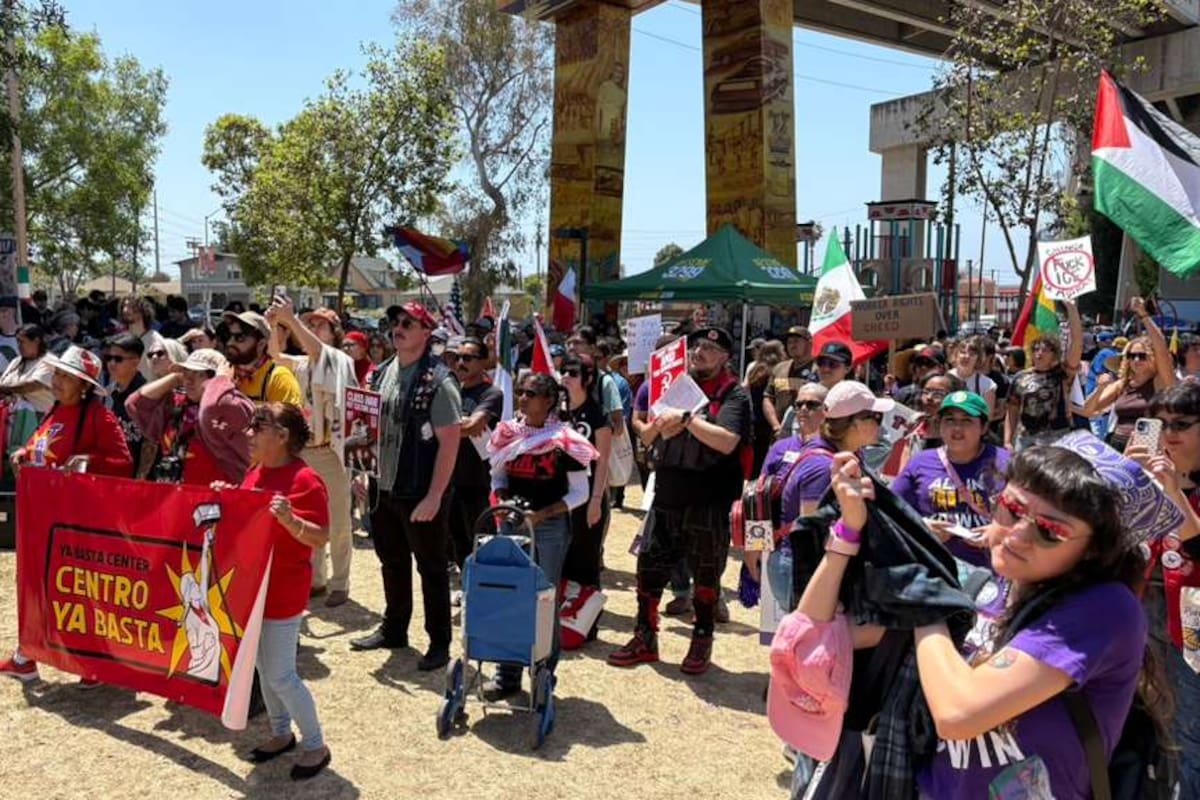 Protestan contra ICE y CBP en San Diego