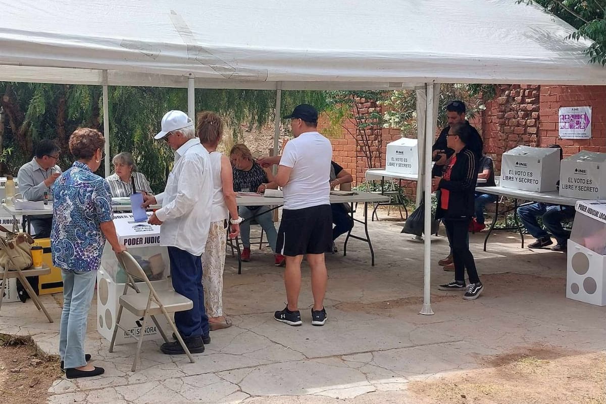 En el 02 Consejo Distrital del INE en Sonora, que abarca 11 municipios, no se registraron incidencias durante la jornada electoral. Foto: Manuel Jiménez