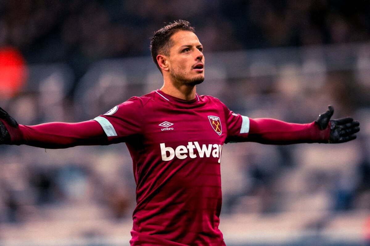 'Chicharito' revela que su futuro 'no está en sus manos'