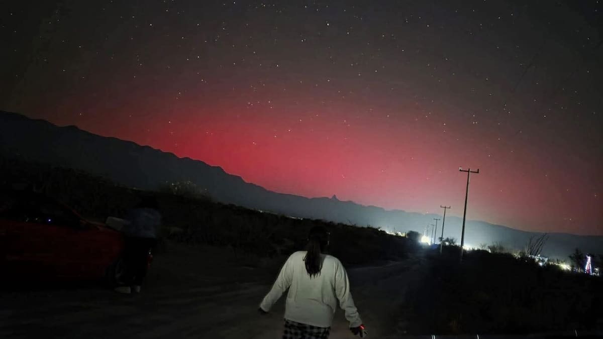 Auroras Boreales sorprendieron a México: un fenómeno celestial que también es una advertencia tecnológica. Foto: Heraldo de México