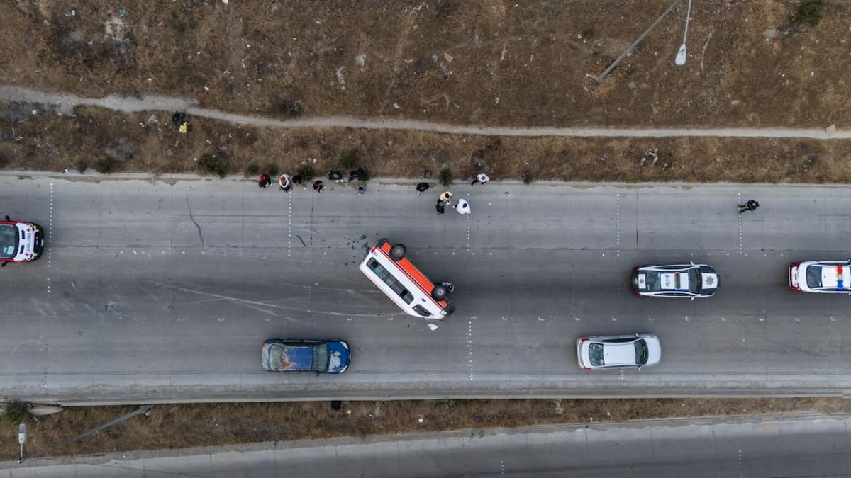 El accidente ocurrió a la altura de la plaza Gran Florido; todos fueron trasladados en condición estable. Foto: Border Zoom