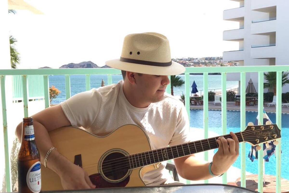 Asesinan a balazos al cantante cajemense Alex Quintero