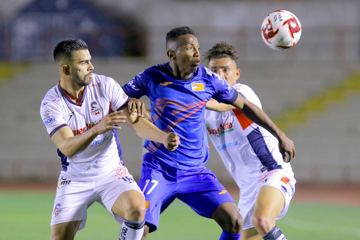 Cimarrones cae ante Correcaminos en el Héroe de Nacozari