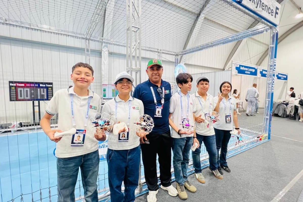Cachanillas destacan en debut internacional de “Dronesoccer” en Corea del Sur
