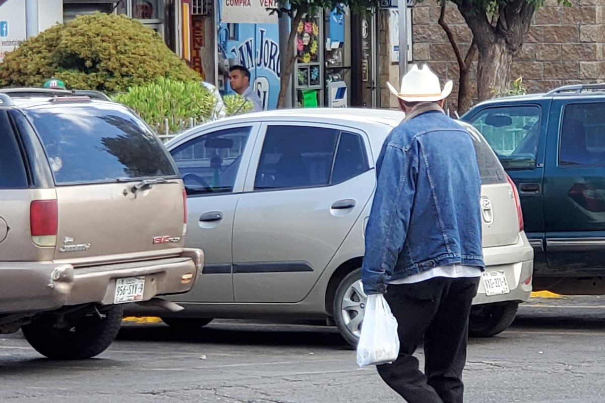 Llaman a tener precauciones por el frío en Nogales mientras continúa el descenso de temperaturas