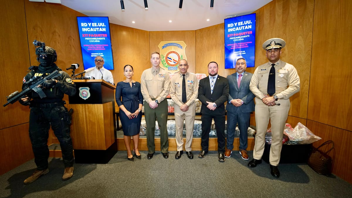 es la primera vez en la historia que la República Dominicana y Estados Unidos llevan a cabo una operación conjunta contra el narcoterrorismo en la Región del Caribe.