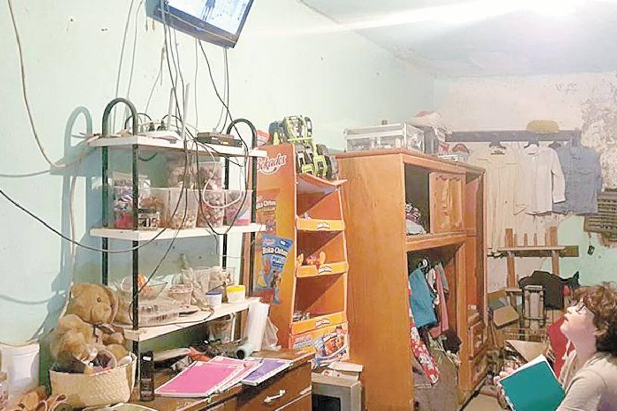 Sigue José Santiago la ilusión de estudiar en sus clases por TV