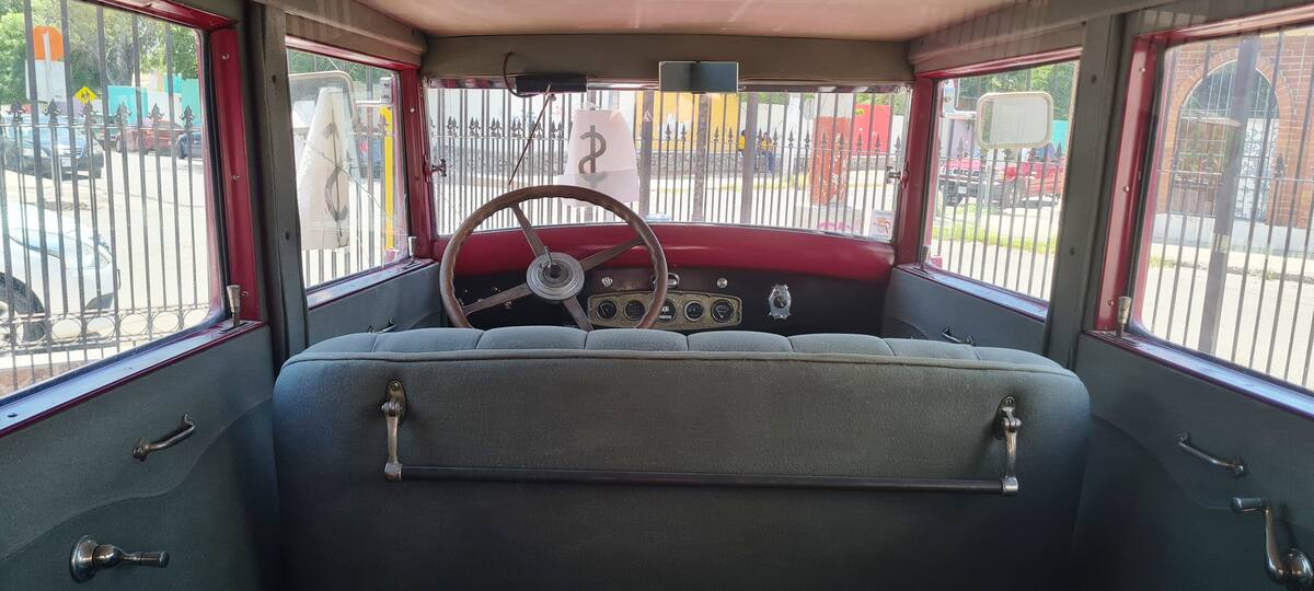 Los interiores del auto están impecables y conservan piezas originales.
Fotos: Julián Ortega