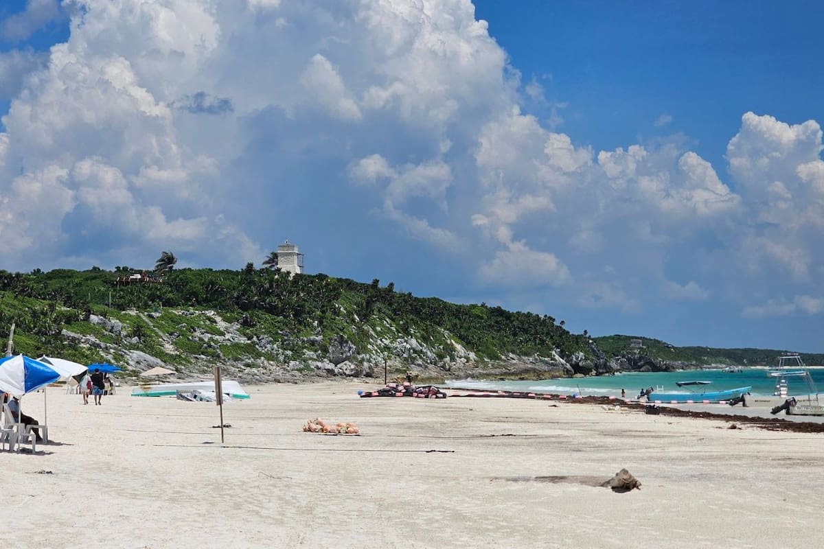 Vecinos anuncian manifestación por cobro de acceso a playas públicas en Tulum