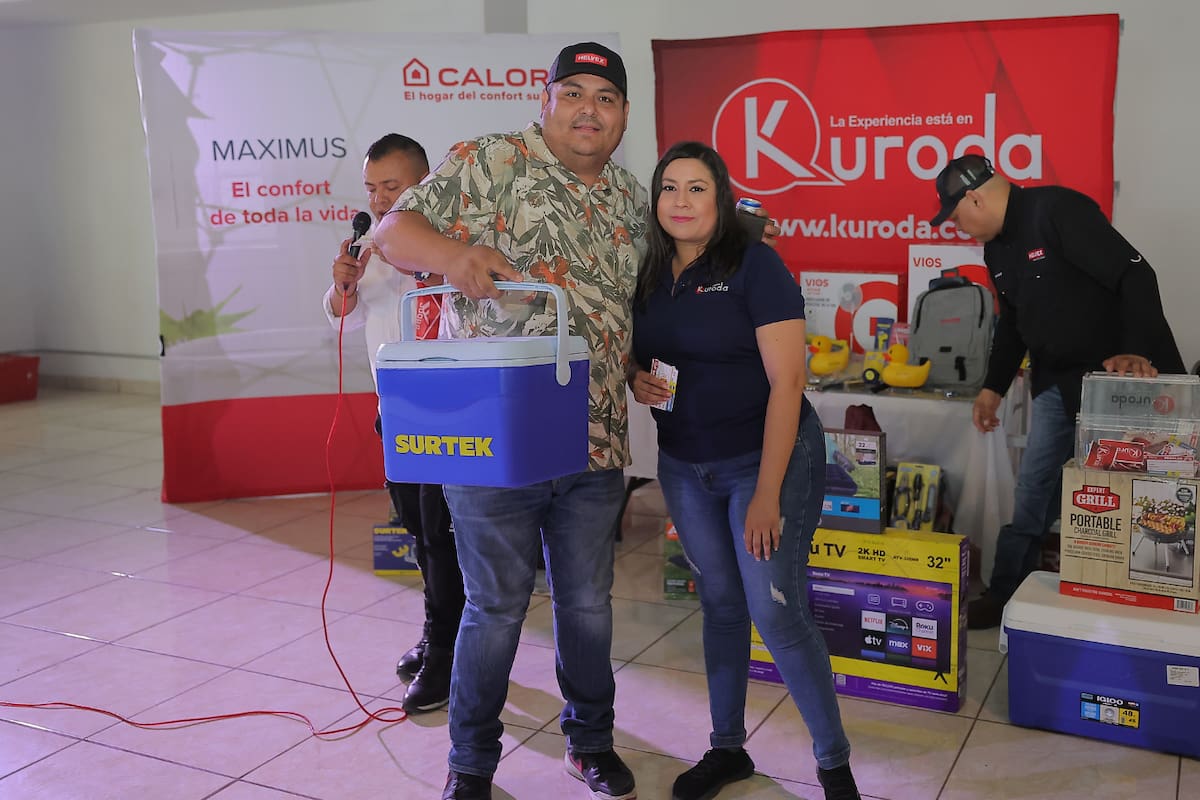 Celebran a plomeros en Hermosillo