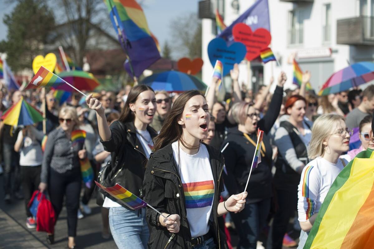 Mounir Baatour, líder LGTBI aspira a la presidencia de Túnez