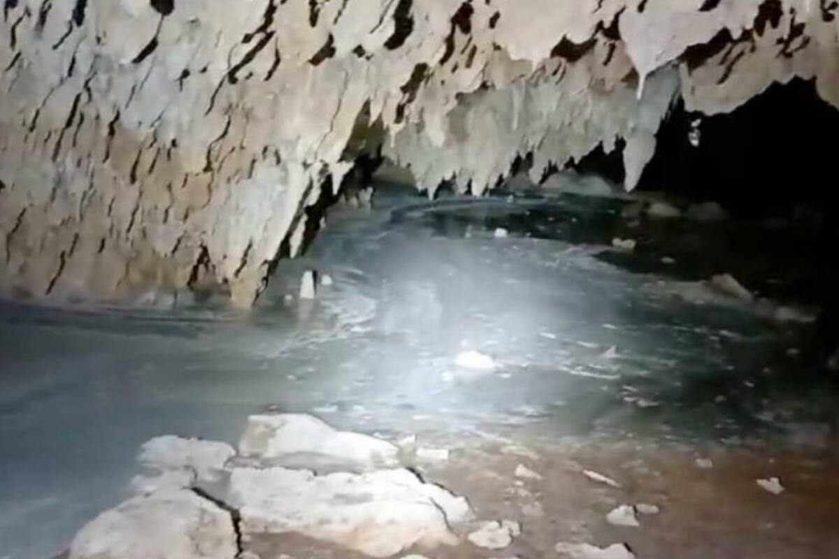 Activistas denuncian contaminación por derrame de cemento del Tren Maya en las cuevas de Quintana Roo