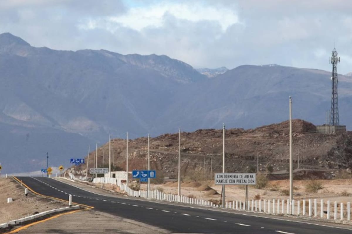Despliegan rescate de senderista en La Rumorosa