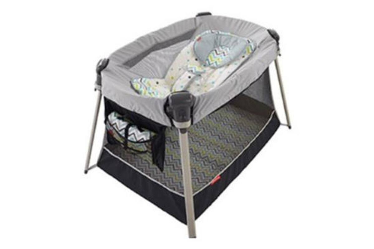Quitan de las tiendas corralitos de Fisher-Price